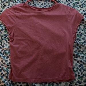 Size S Pink Wildfable short sleeve top, so cute for a basic outfit!! #pinktop